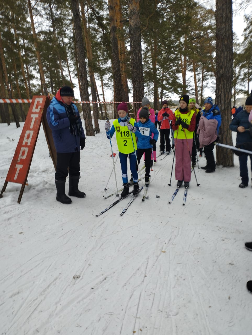 Городские соревнования по лыжным гонкам, девушки.