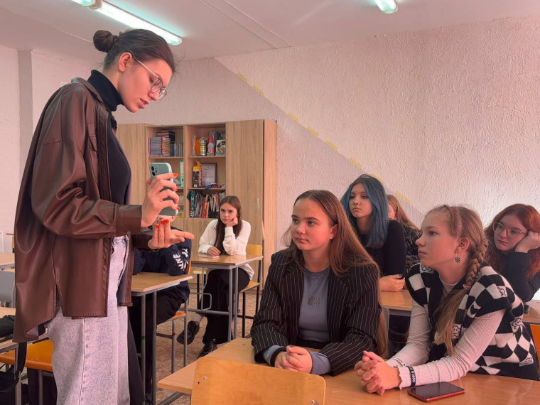 "Первые - медиа".